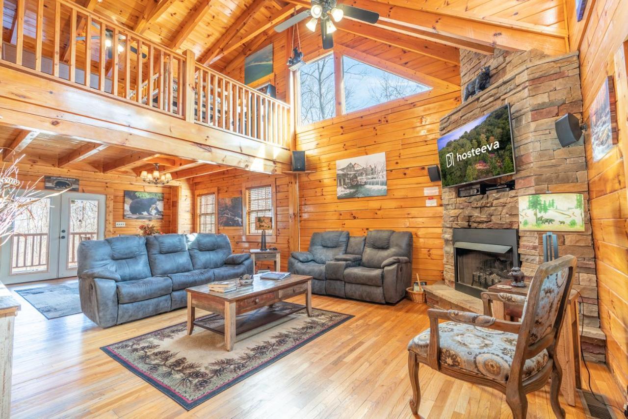 Comfort Cabin Bearway To Heaven W Private Hot Tub Pigeon Forge Exterior photo
