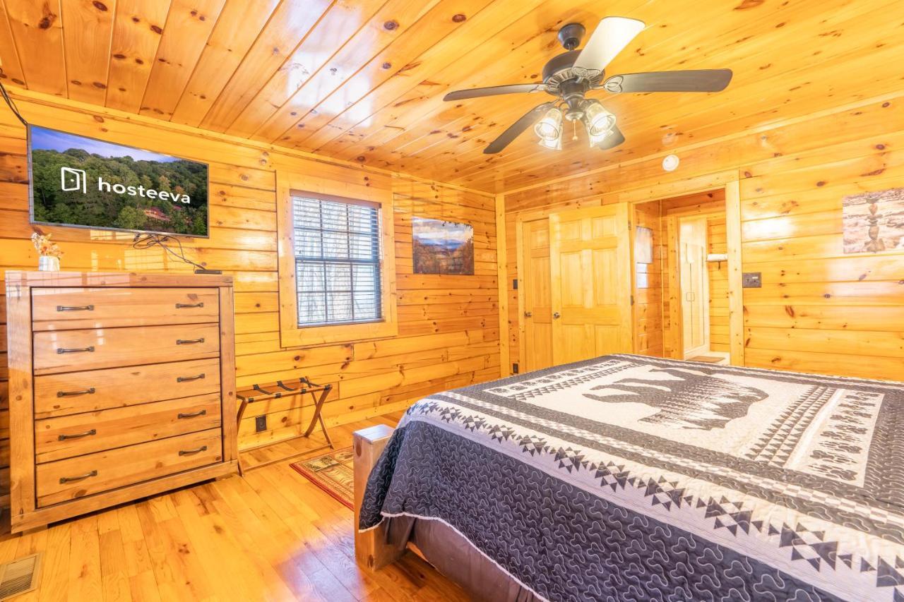 Comfort Cabin Bearway To Heaven W Private Hot Tub Pigeon Forge Exterior photo