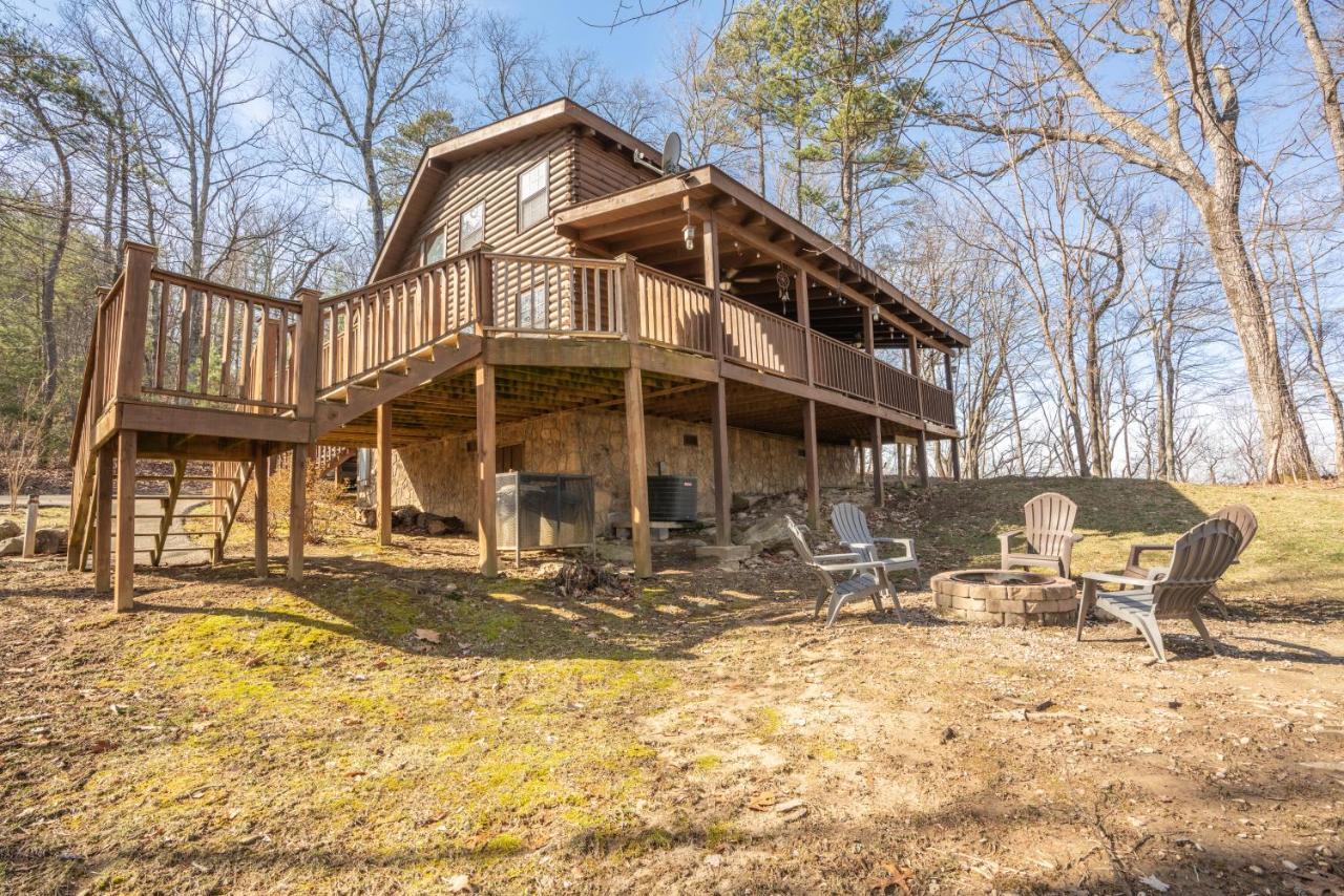 Comfort Cabin Bearway To Heaven W Private Hot Tub Pigeon Forge Exterior photo