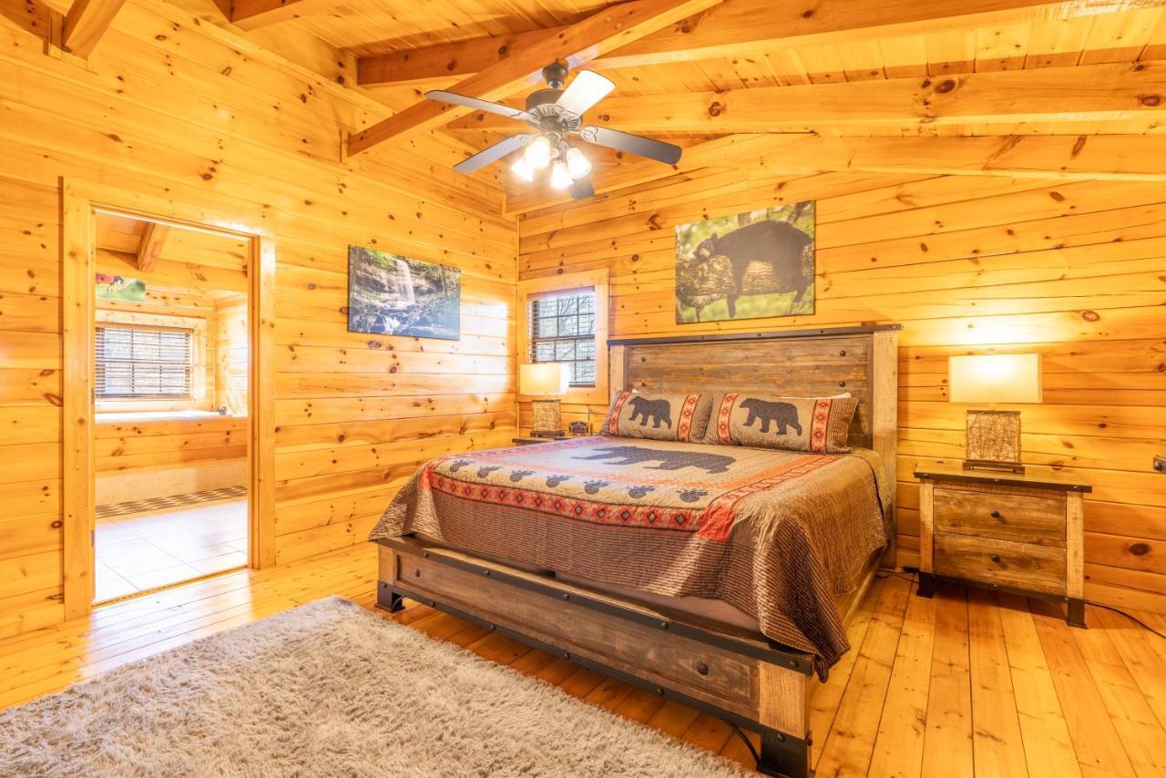 Comfort Cabin Bearway To Heaven W Private Hot Tub Pigeon Forge Exterior photo
